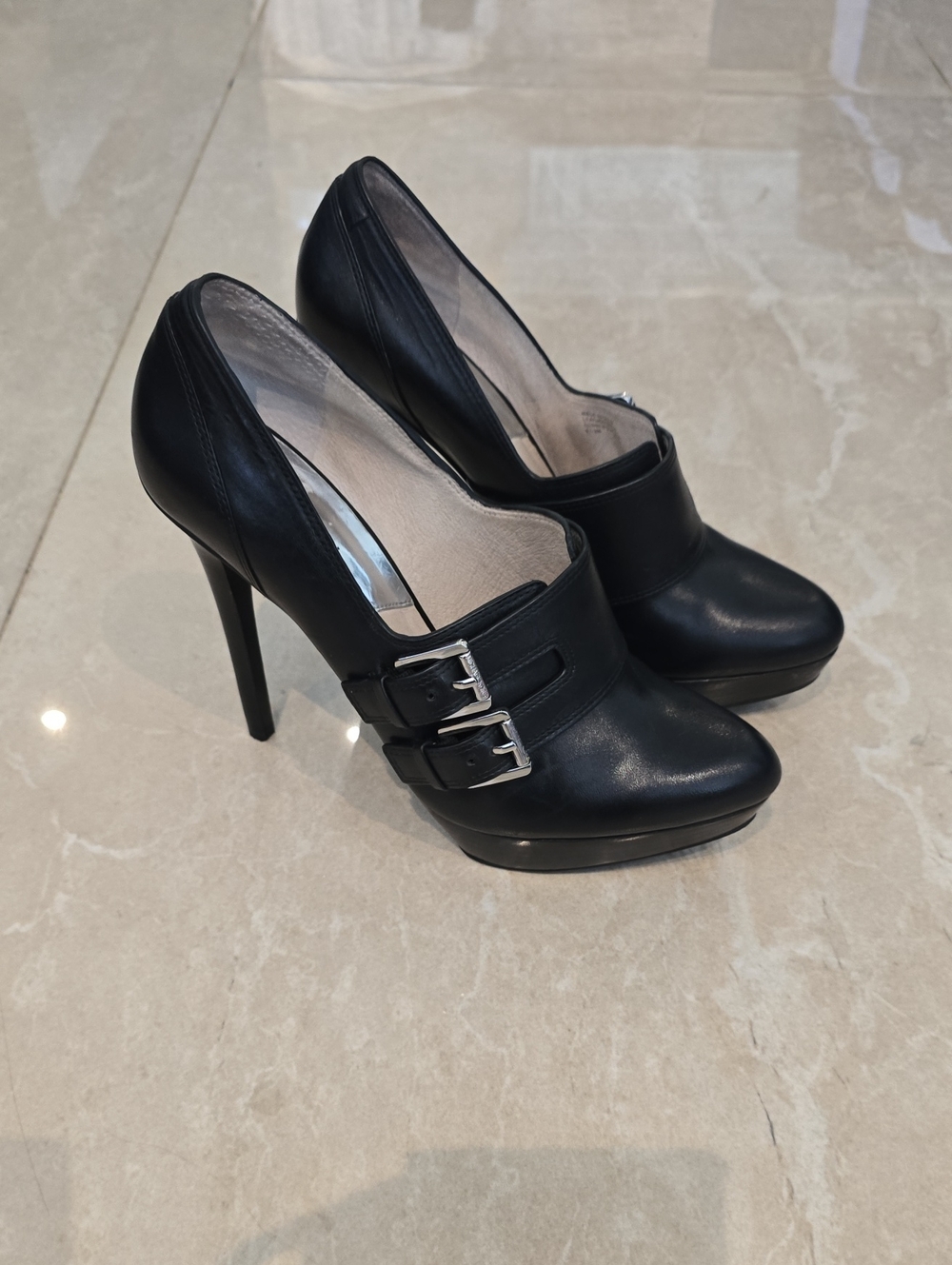 Michael Kors Becca Black Leather Platform Pumps - Size 9.5 (Worn Once!)